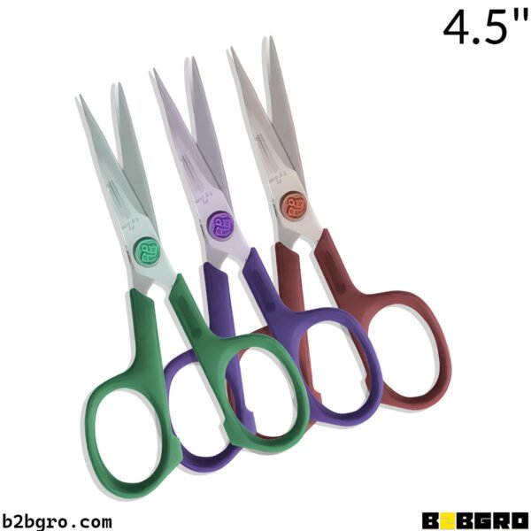 مقص الوان صغير